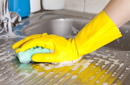 Bathroom deep cleaning for a Belgravia tenancy handover